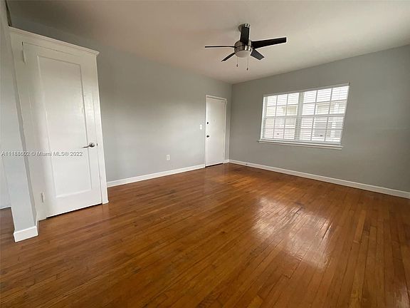 5th image of 1035 Pennsylvania Ave APT 2