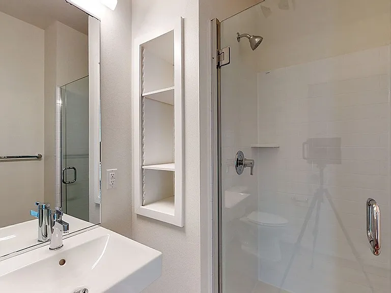 Mile High Apartments at Sloan's Lake — Photo 17
