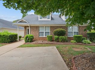 32 Arbours West Ln, Moore, SC 29369