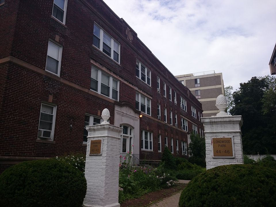 1st image of 40 Longwood Ave APT 6