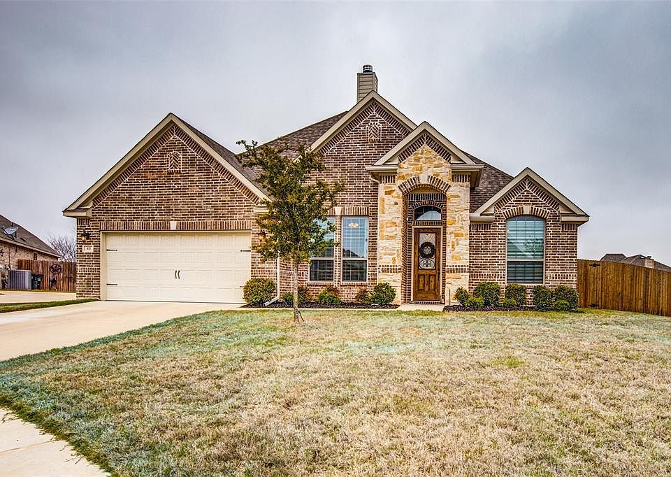 1st image of 411 Sunset Ct