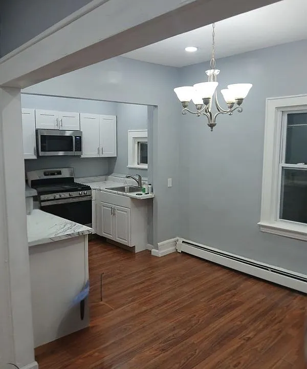 51 Poe Ave #3