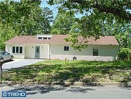 Home for Sale in Sicklerville, New Jersey $159,900