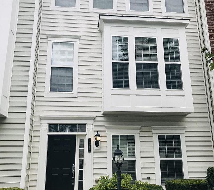 1st image of 14656 Crossfield Way