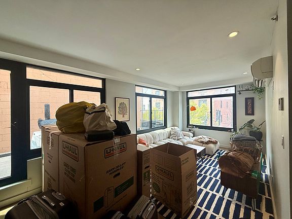 2nd image of 594 Bushwick Ave APT 202