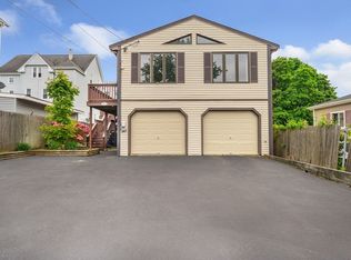 709 Hicks St, Fall River, MA 02724