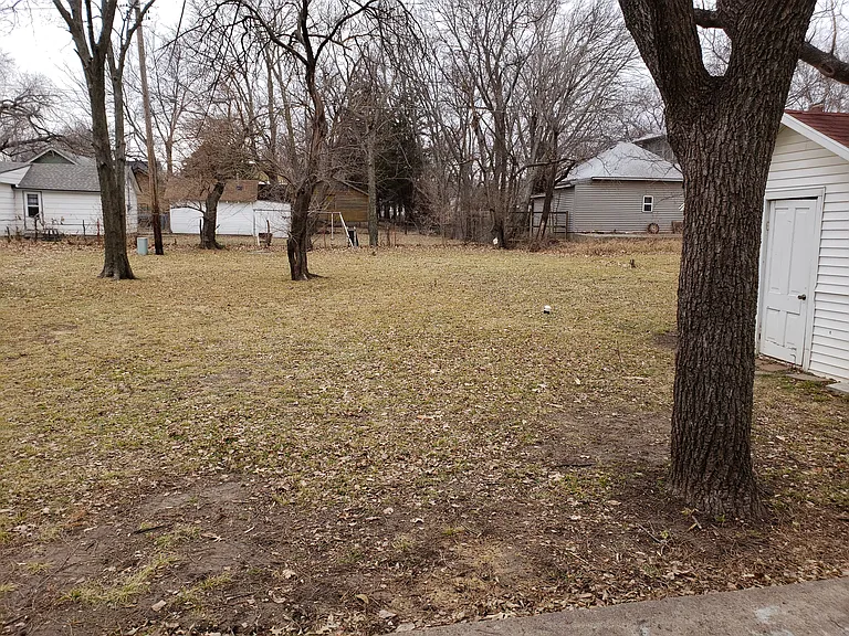 317 S Atchison St — Photo 14