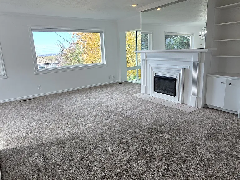 1796 S 2600 E — Photo 2