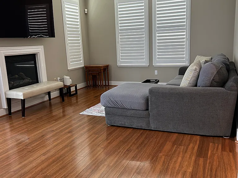 2nd level Living room with L-shaped sofa