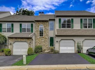 19 Oxford Ct, Norristown, PA 19403
