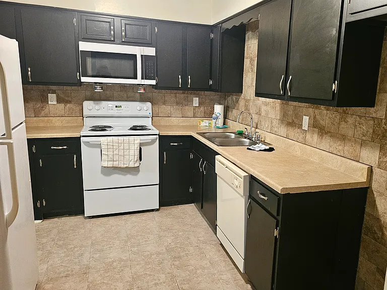 Derby Run Apartments — Photo 46