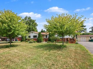10350 Davisburg Rd, Davisburg, MI 48350