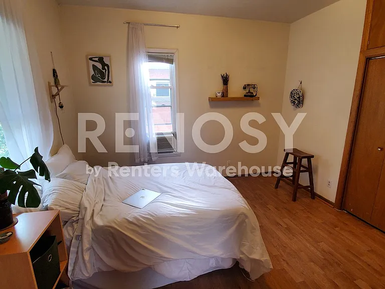 959 University Ave — Photo 7