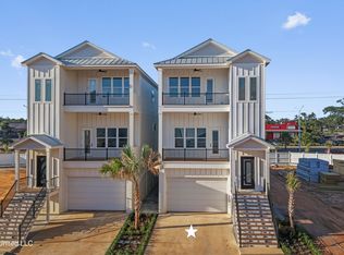 1852 Beach Blvd, Biloxi, MS 39531