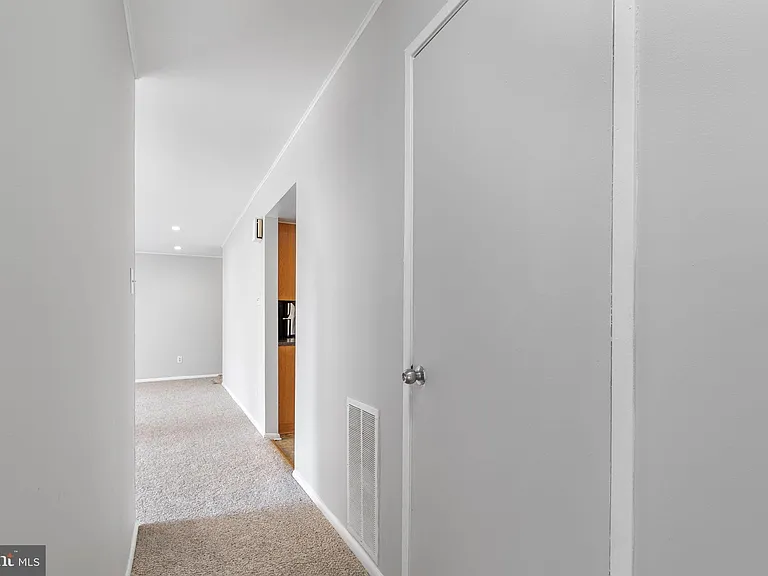 10239 Prince Pl #26-102 — Photo 21