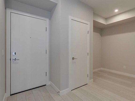 3rd image of 8370 S Broadcast Ave SW #206