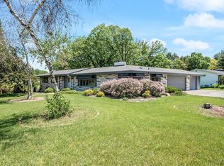10701 Hopkins Rd, Bloomington, MN 55420