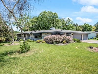 10701 Hopkins Rd, Bloomington, MN, 55420
