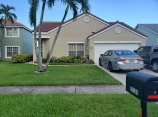 22200 Sands Point Dr, Boca Raton, FL 33433