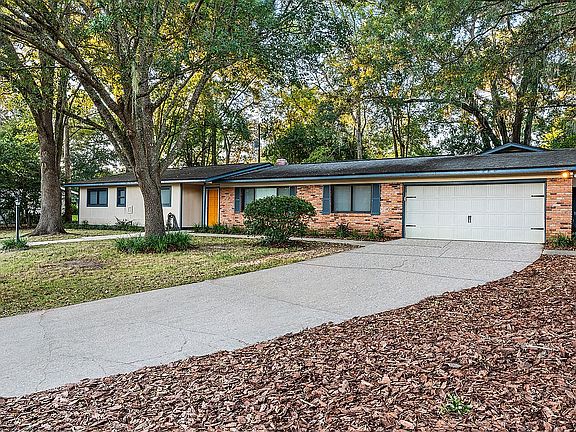 3rd image of 3224 NW 25th Ave