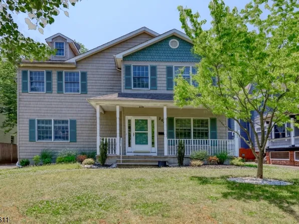 204 Lorraine Ave, Montclair, NJ 07043
