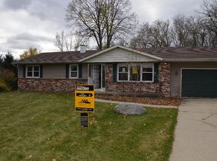 2737 Killdeer Ct, Cottage Grove, WI 53527