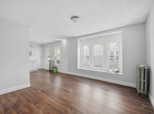 7 Glendell Ter, Springfield, MA 01108