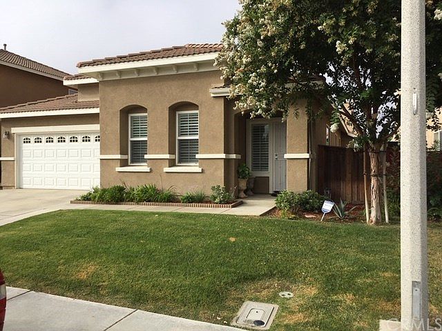 1st image of 862 Melville Ave