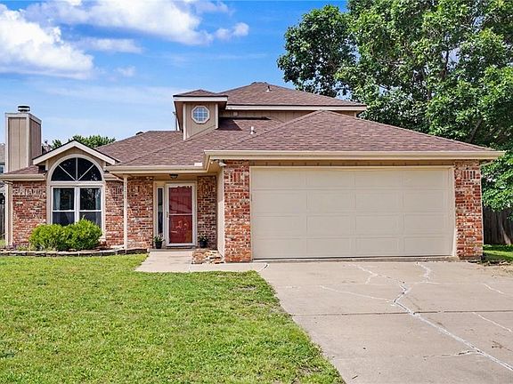 2nd image of 3028 W 30th Ct