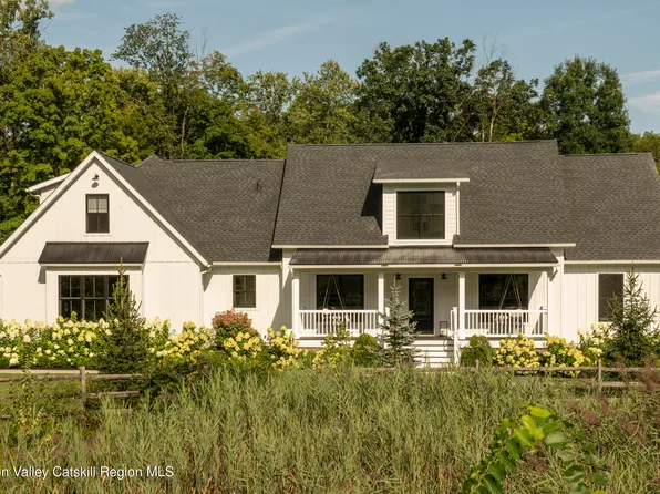 11 Crimson Hill, Rhinebeck, NY 12572