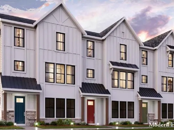 16553 Yellowwood Dr, Chesterfield, MO 63017