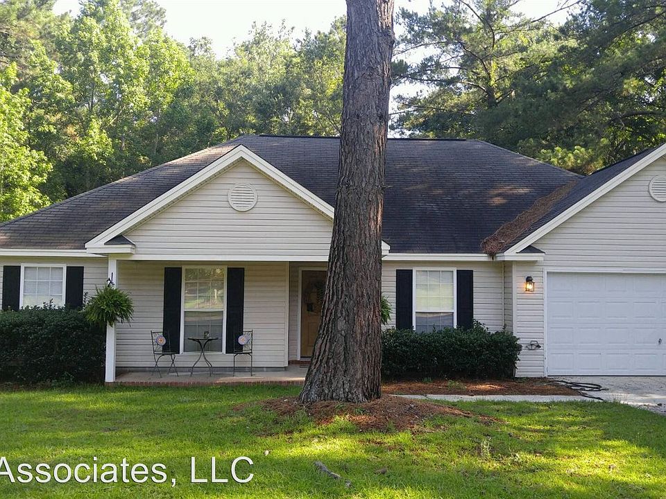 1st image of 447 Hermitage Dr