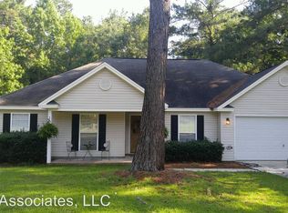 447 Hermitage Dr, Richmond Hill, GA 31324
