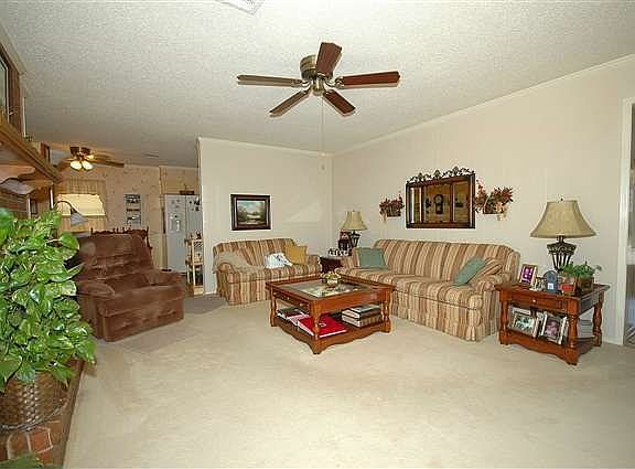 3rd image of 512 Richland Dr