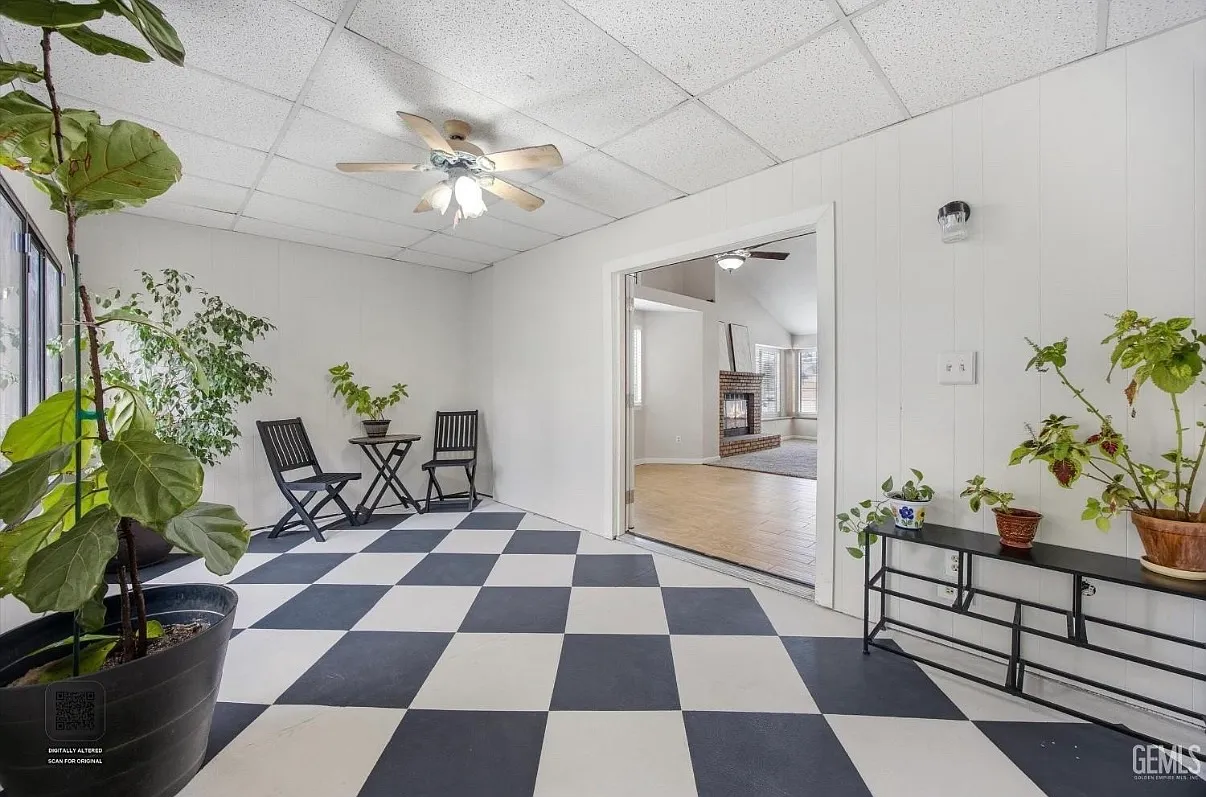 3 bed, 1563 sqft, $2,450 — Photo 4