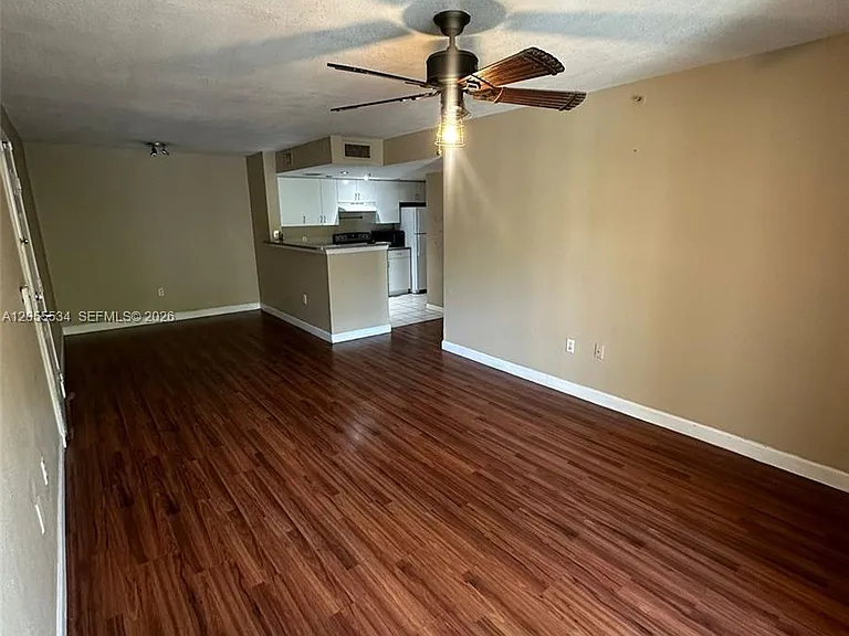 5035 Wiles Rd #203 — Photo 24