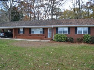 1724 Fairview Dr, Gainesville, GA 30501