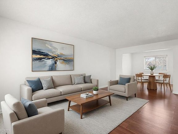5th image of 219 Ashland St