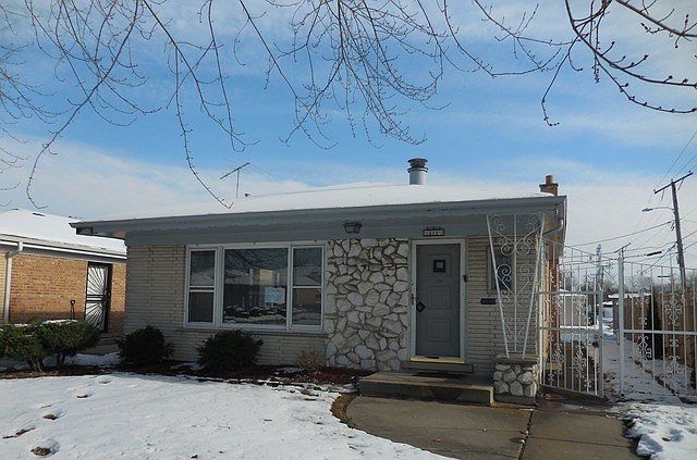 1st image of 679 Muskegon Ave