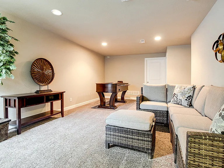 Highlands at Piper Townhomes — Photo 4