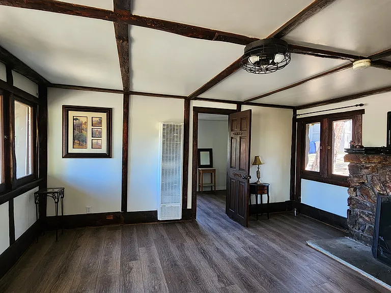 809 Talmadge Rd — Photo 24