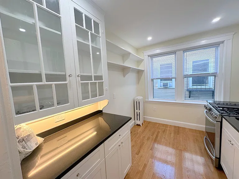 13 Ellery St #3 — Photo 3