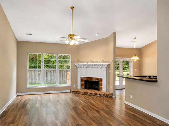 2nd image of 8518 Lawnpark Dr