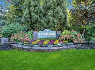 64 Timber Ridge Dr, Commack, NY 11725