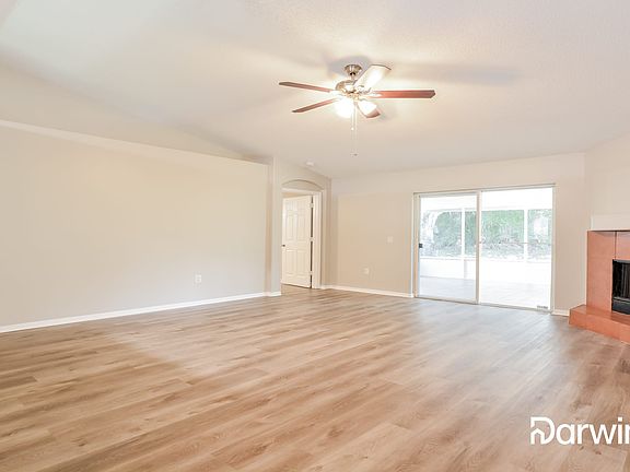 5th image of 233 Heronwood Cir