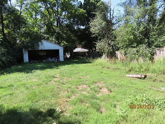 2nd image of 1136 Shady Shores Dr