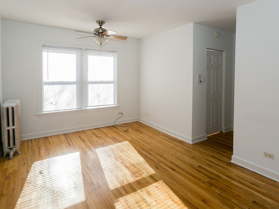 Dining/Living room