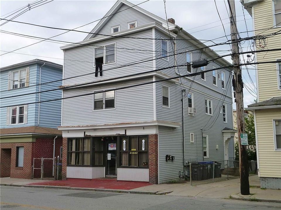 2nd image of 624 Charles St
