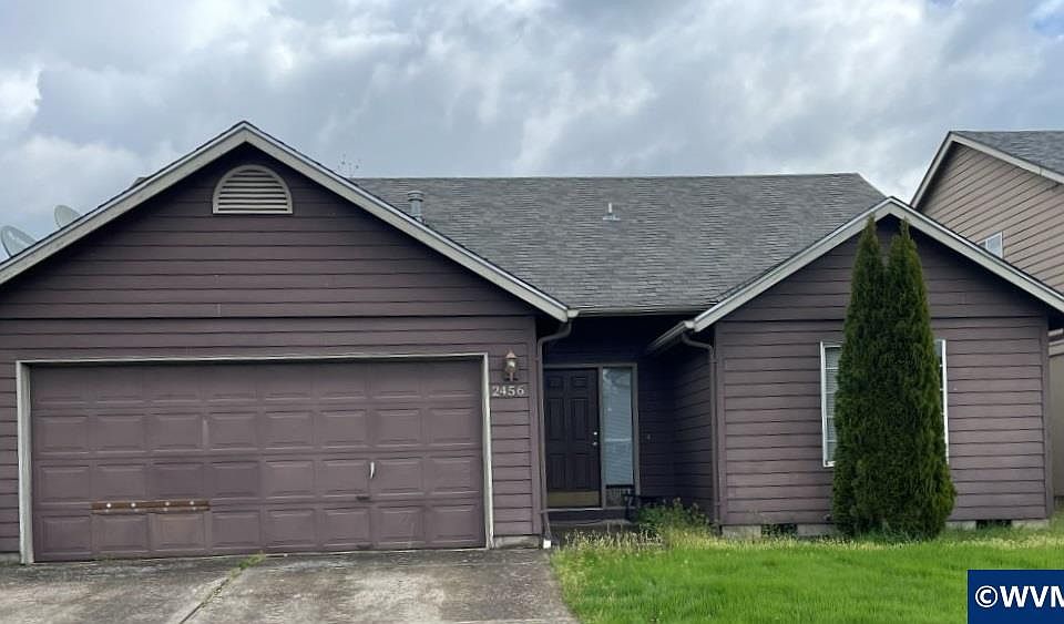 1st image of 2456 Connemara Ct SE