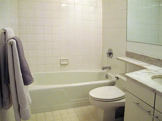 Sold by R New York | media 8